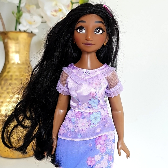 Disney Encanto Beautiful Isabela Madrigal 11" Fashion Doll Magical Floral Dress - Picture 7 of 13
